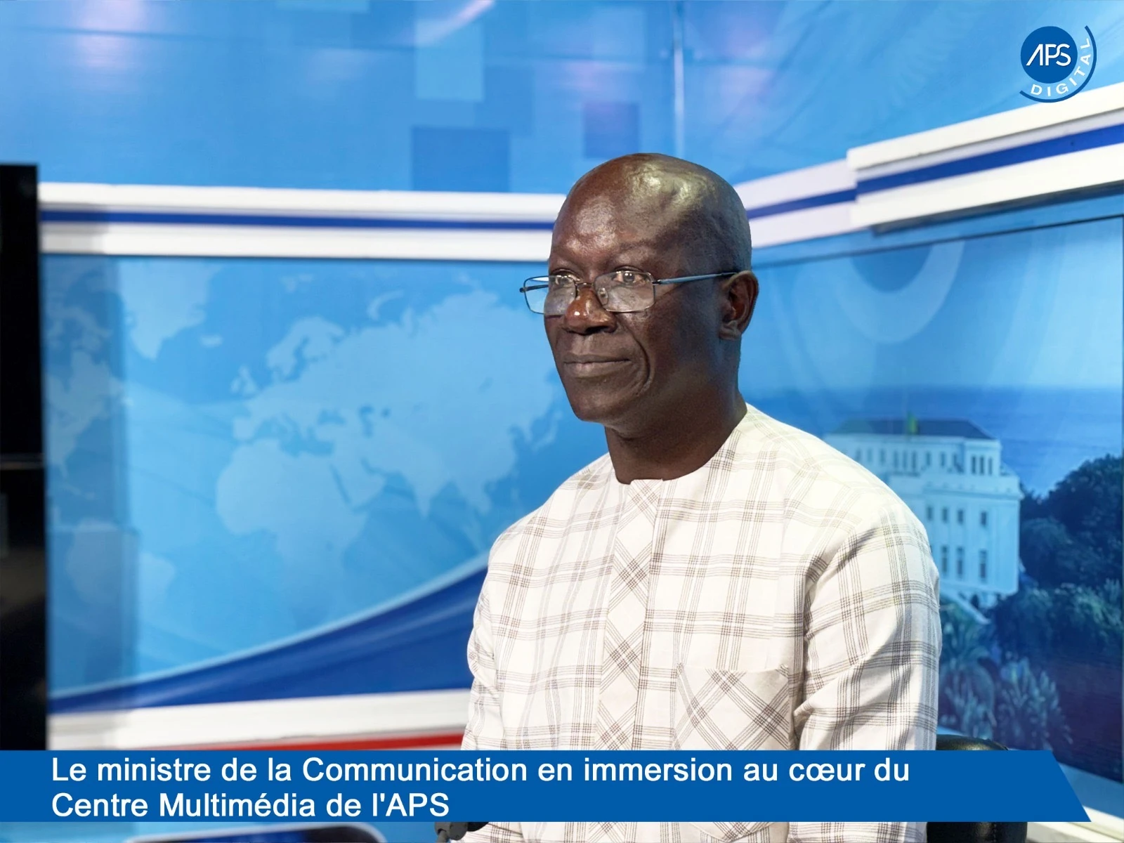 Le ministre de la Communication en immersion au cœur du Centre Multimédia de l'APS