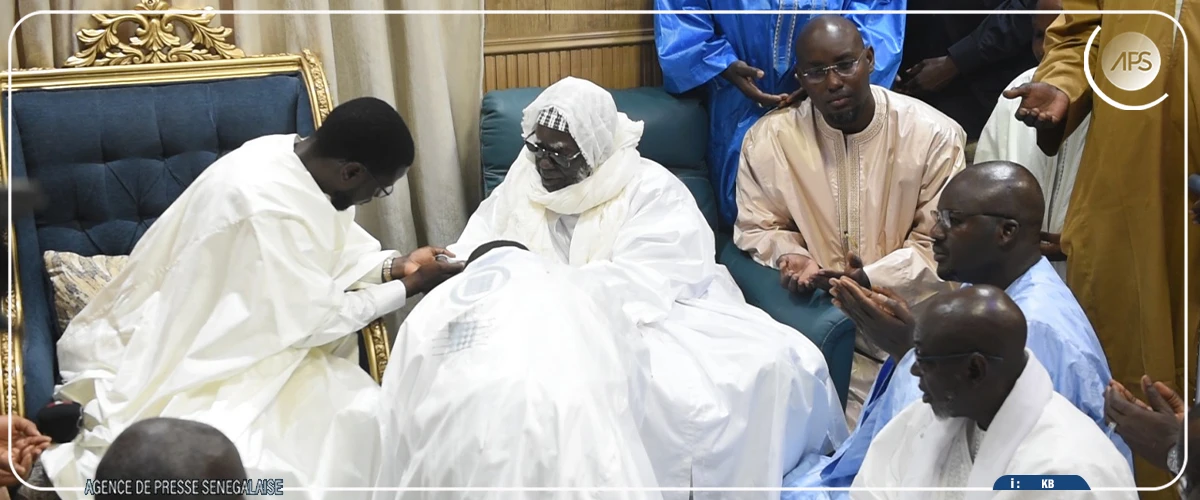Le président Faye s'est rendu à Touba pour présenter ses condoléances suite au décès de Serigne Cheikh Saliou