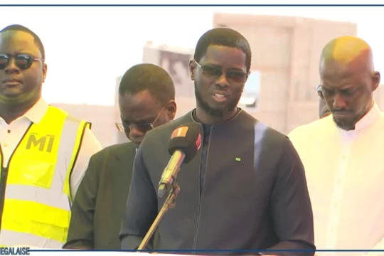 Les travaux de la gare du TER à Sébikotane officiellement lancés par le chef de l'Etat