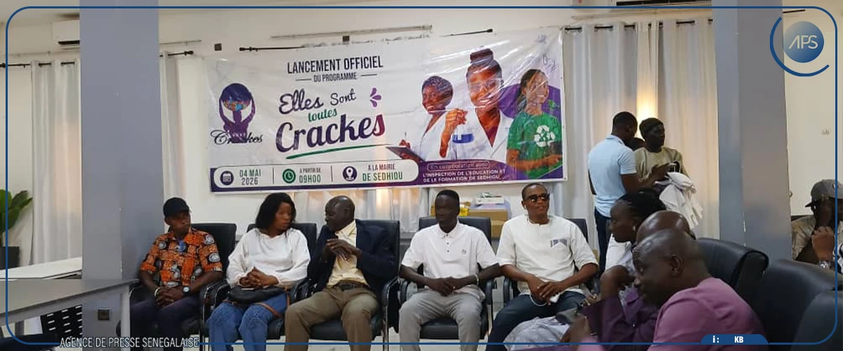 "Elles sont toutes crackes'' : une initiative pour encourager les jeunes filles à choisir les filières scientifiques et techniques