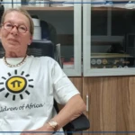 Les recettes du livre d’un ancien arbitre français destinées à des actions en faveur des enfants au Sénégal