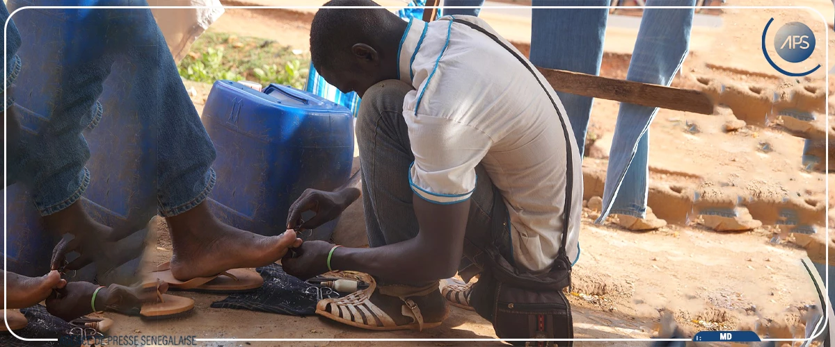 A Dakar, ces métiers ambulants qui permettent de joindre les deux bouts