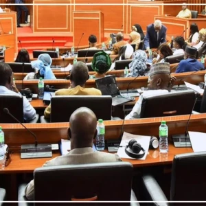 Assemblée nationale : renvoi en commission des projets de loi sur le Code du travail et la Sécurité sociale