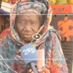 Coumba Touré : Vendre des cacahuètes, nourrir des destins à Touba.