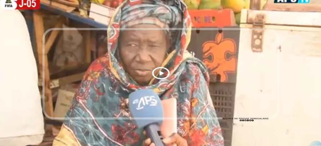 Coumba Touré : Vendre des cacahuètes, nourrir des destins à Touba.