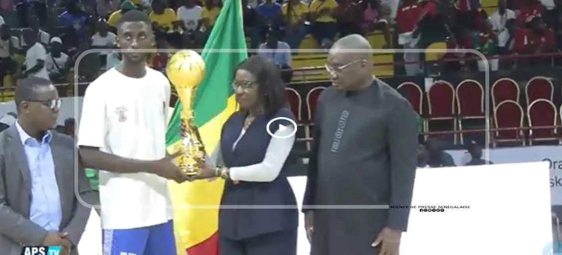 Basket D2 : l’AS Police remporte la Coupe du Maire de Dakar face à HLM BC et vise la montée