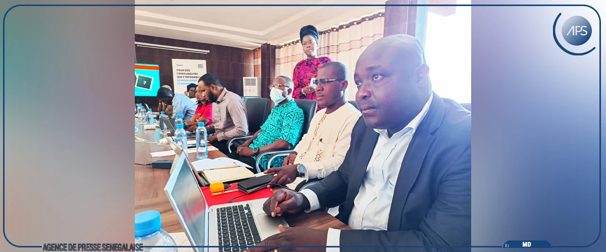 Des sessions de formation sur l'utilisation des différents outils du programme "C'est la vie"