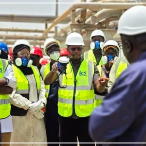 Darou Khoudoss : deux commissions parlementaires en mission conjointe aux Industries chimiques du Sénégal