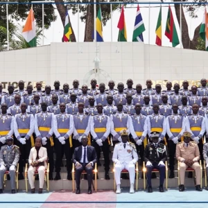 ENOA : 132 élèves-officiers de 15 pays reçoivent leurs épaulettes