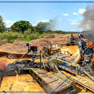 Saraya : 42 dragues détruites lors d’une opération sur le long de la Falémé