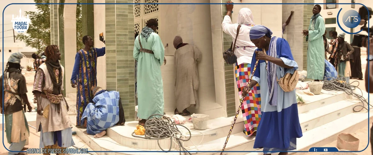 A Touba, “Baye Fall” et “Yaye Fall” perpétuent le “khidma”, pilier de la tradition mouride