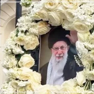 Ali Khamenei, guide suprême de la République islamique d'Iran, inhumé à Machhad (ambassadeur)