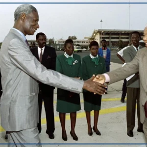 Retour sur les deux visites de Nelson Mandela à Dakar