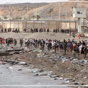 Ceuta : les autorités espagnoles face à un afflux sans précédent de migrants
