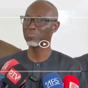 Pr Moussa Seydi : « la cirrhose de ma vie rose raconte la vraie vie »