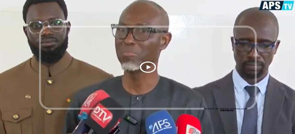 Pr Moussa Seydi : « la cirrhose de ma vie rose raconte la vraie vie »