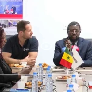 Thomas Pesquet en visite à l’ASES pour soutenir les ambitions spatiales du Sénégal
