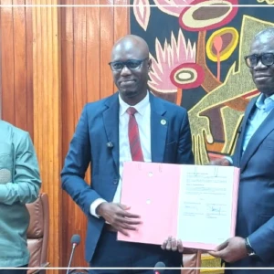L'UCAD et l'APHRC en partenariat pour promouvoir une recherche africaine au service des politiques publiques