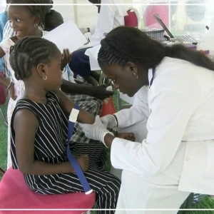 L’Université Iba Der Thiam de Thiès offre des consultations et soins gratuits à des habitants de Tivaouane