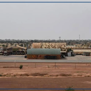 Echanges de tirs et explosions à Niamey, la capitale du Niger (médias)