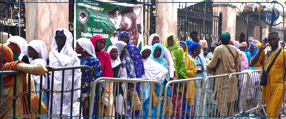 Ferveur et longues files devant les mausolées, un des marqueurs du Gamou de Tivaouane
