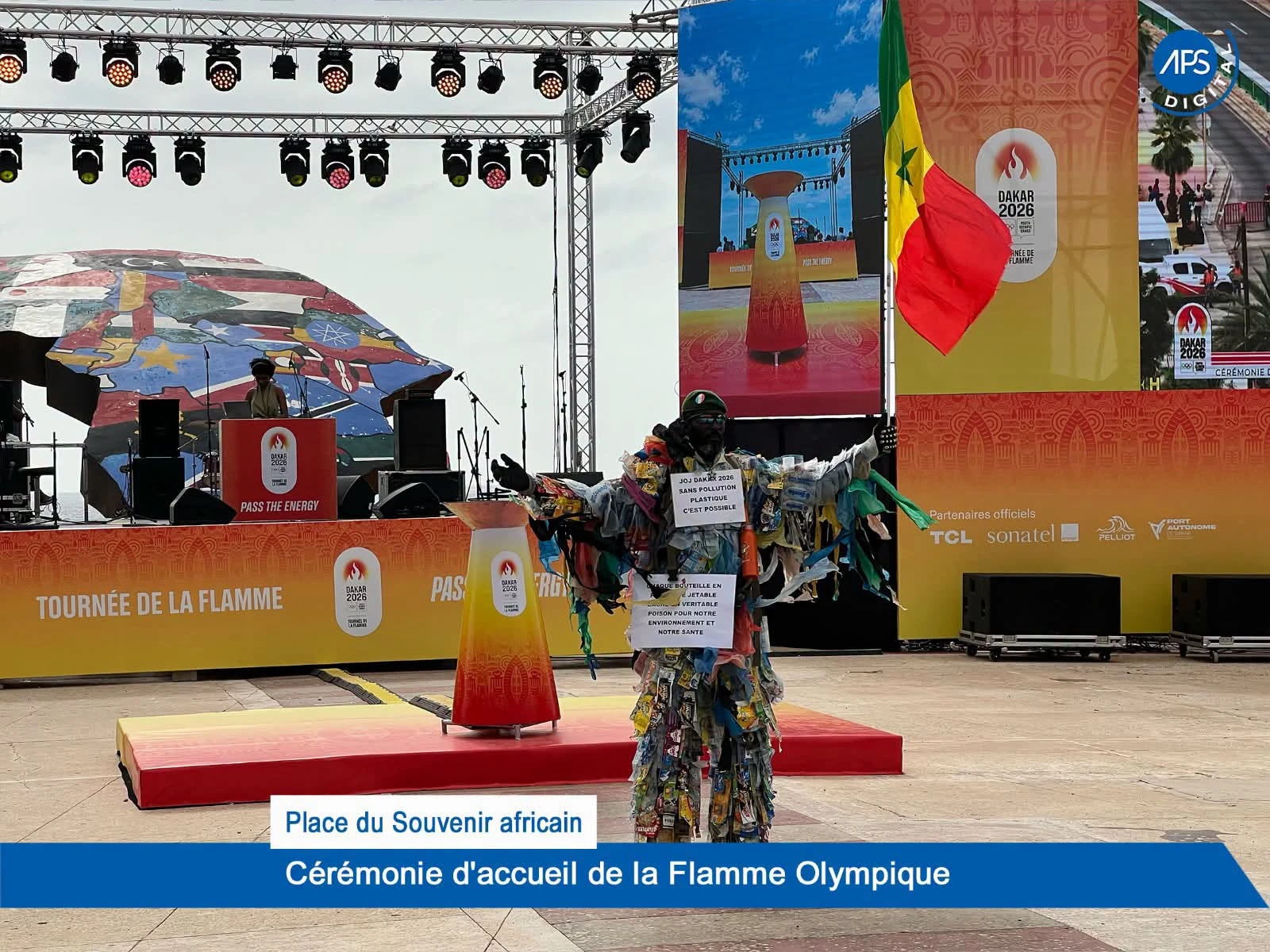 Place du Souvenir africain : Cérémonie d’accueil de la Flamme Olympique