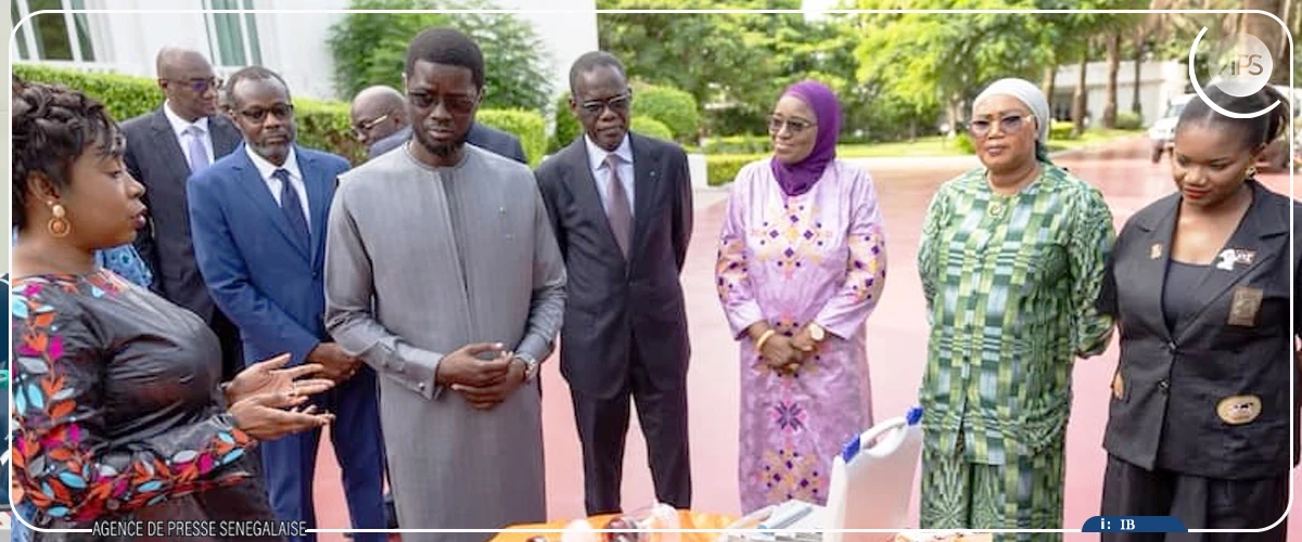 Bassirou Diomaye Faye réceptionne 153 ambulances médicalisées (présidence)