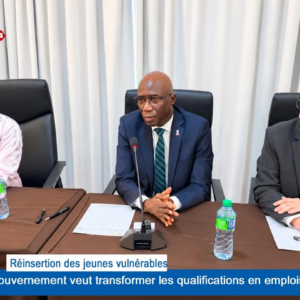 Réinsertion des jeunes vulnérables : le gouvernement veut transformer les qualifications en emplois 