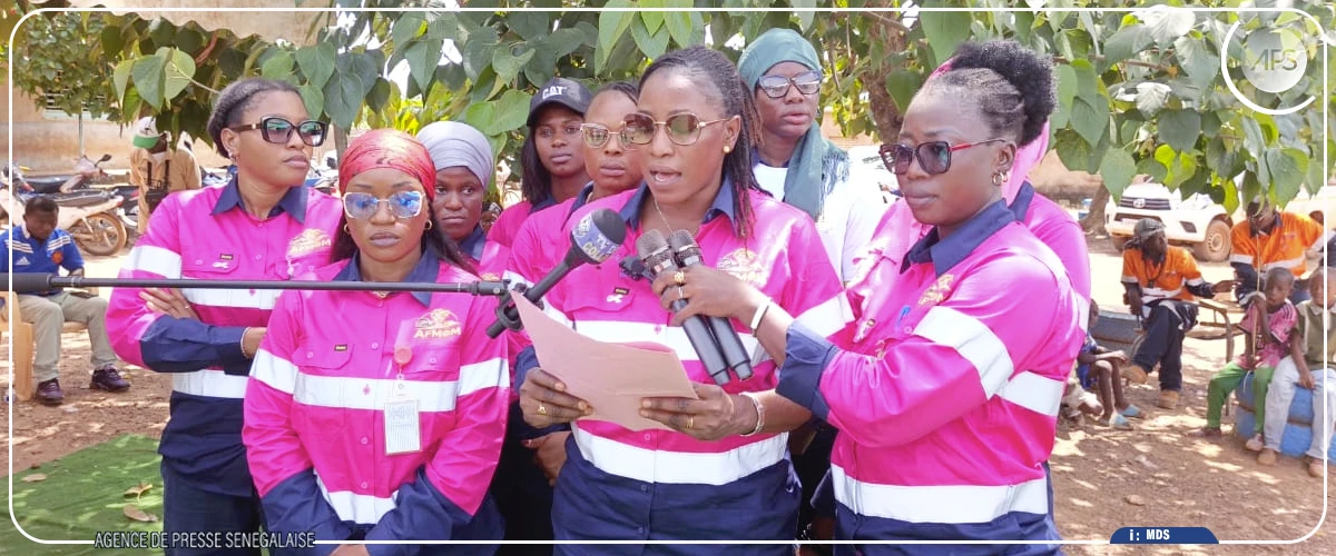 Kédougou : des kits scolaires remis à 70 meilleurs élèves filles des villages impactés de la mine d’or de Mako