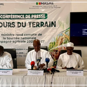 Agriculture : le ministre dresse un bilan "relativement satisfaisant" de la campagne après sa tournée nationale