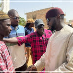 Abdou Lahad Ndiaye au chevet des victimes de l'accident de Ndande